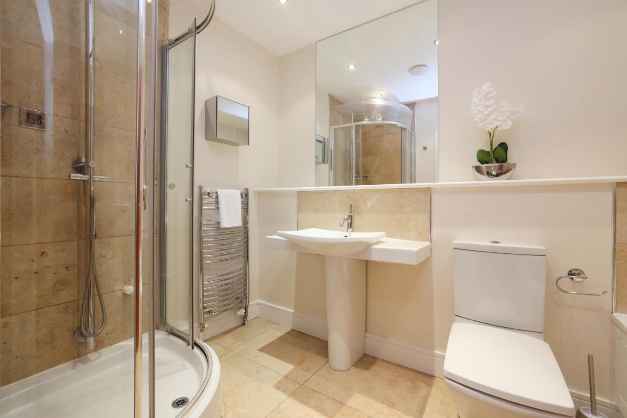 Apartment Joivy Spacious 2 Bed,2 Bath Flat, Free Parking And Rooftop Terrace *