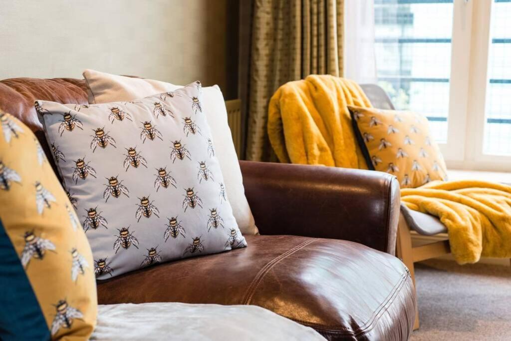 Royal Mile & Arthur's Seat Apt With Private Parking * Edinburgh