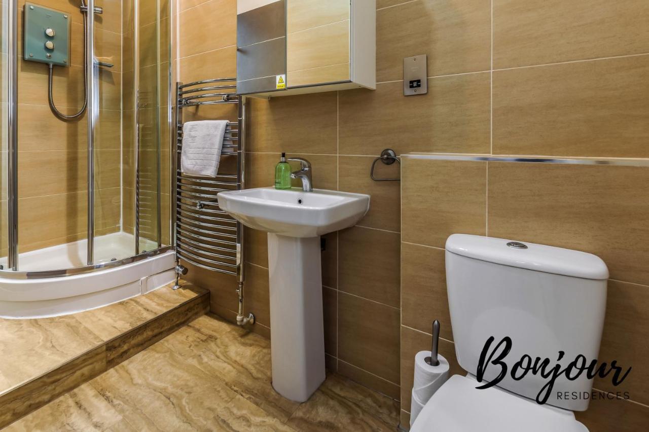 Royal Mile 4br-3ba - Views & Free Parking By Bonjour Residences Appartement