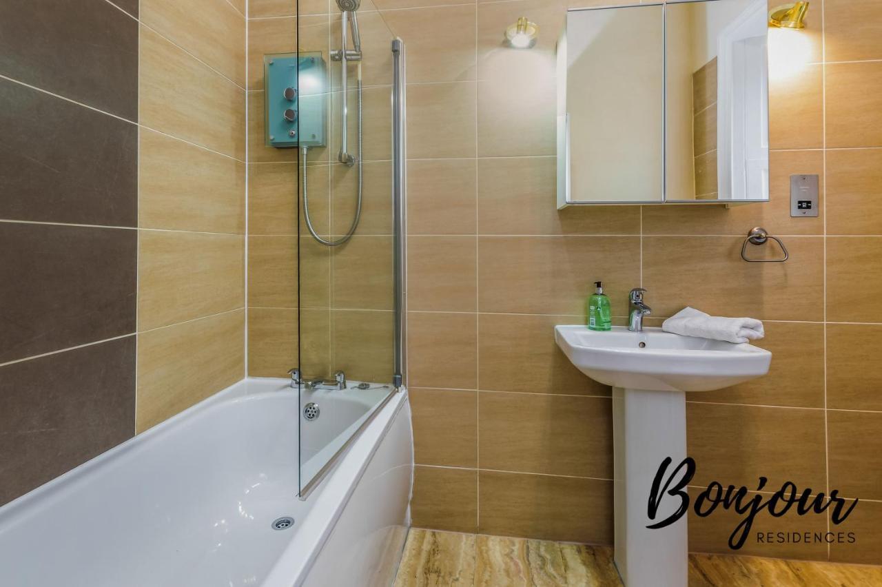 Royal Mile 4br-3ba - Views & Free Parking By Bonjour Residences Appartement Édimbourg