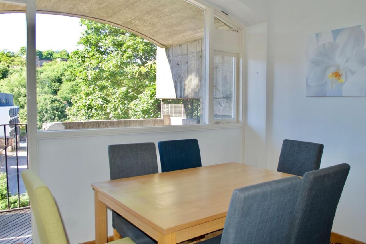 Central And Spacious Flat - Royal Mile *