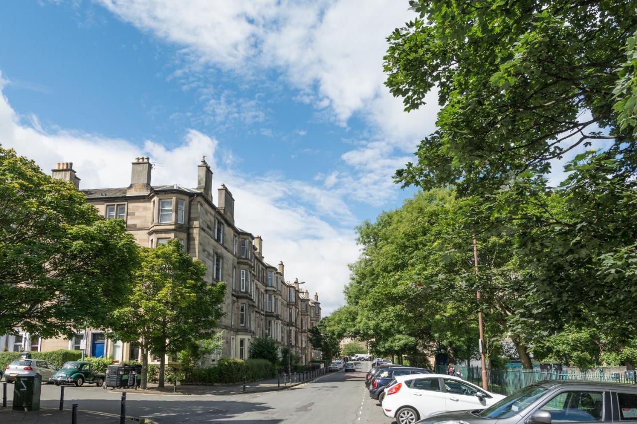Beautiful Center 1 Bed With Park View Edinburgh