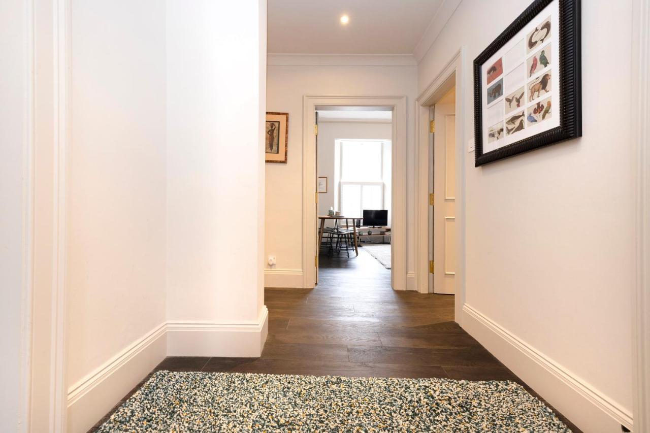 Apartment Joivy Sophisticated Near Castle Edinburgh