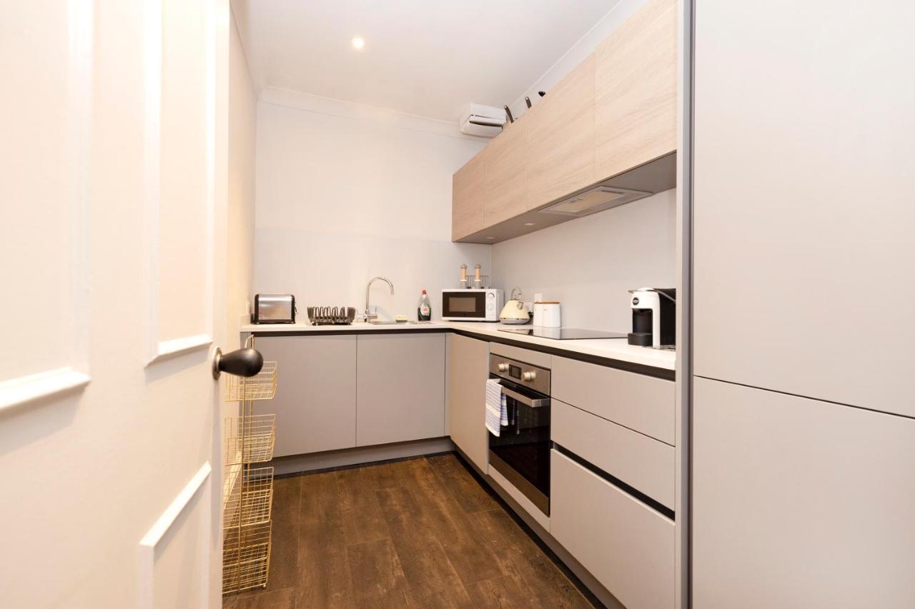 Apartment Joivy Sophisticated Near Castle