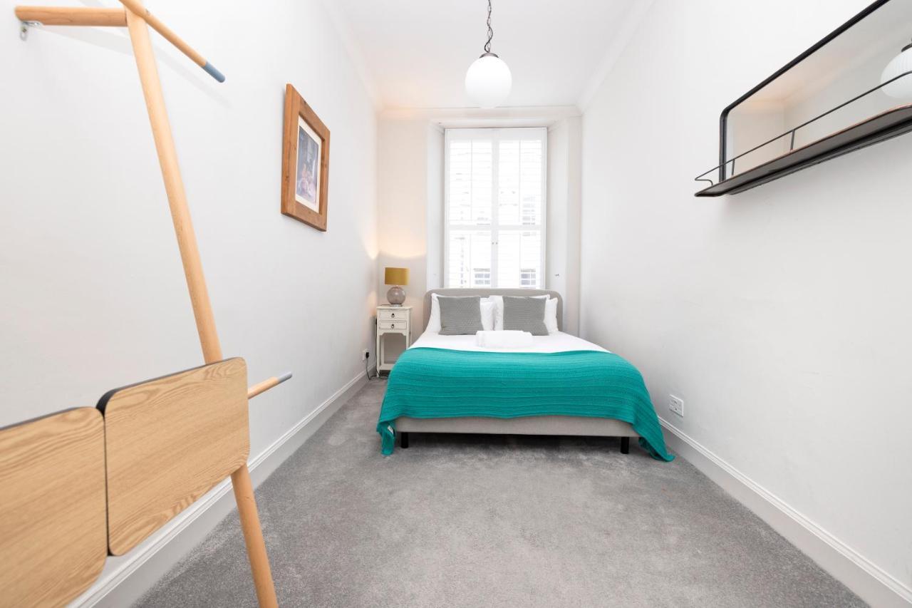 Joivy Sophisticated Near Castle Apartment *