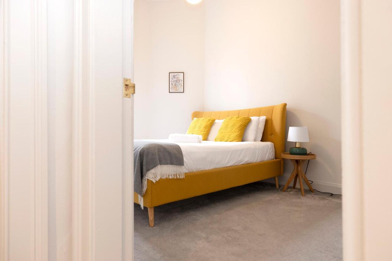 Apartment Joivy Sophisticated Near Castle