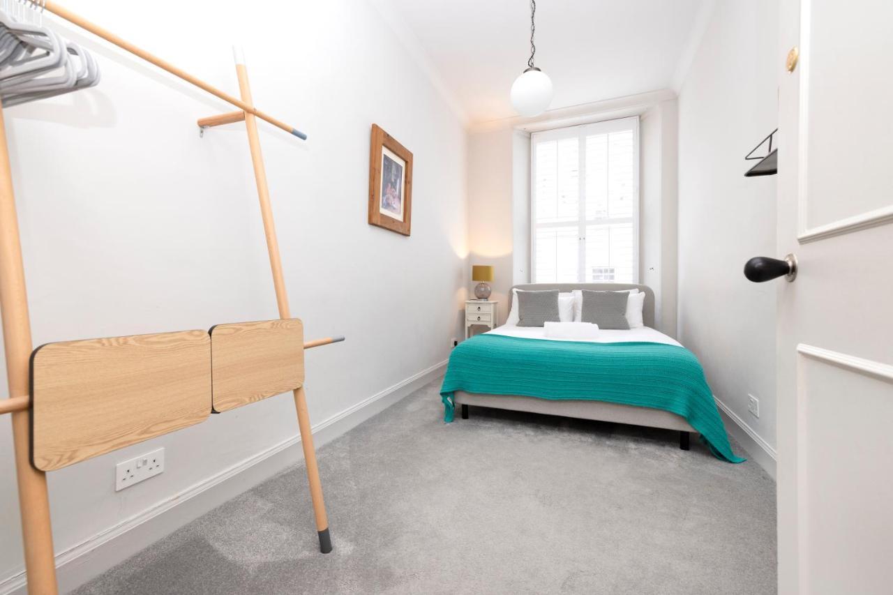 Joivy Sophisticated Near Castle * Edinburgh
