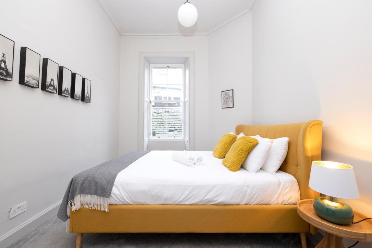 Joivy Sophisticated Near Castle Apartment *