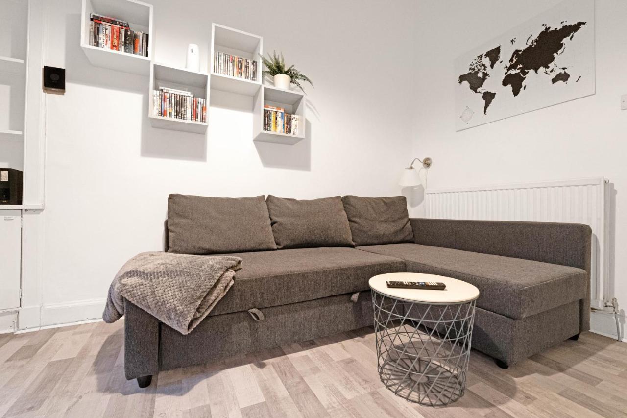 Appartement And Modern With A Garden