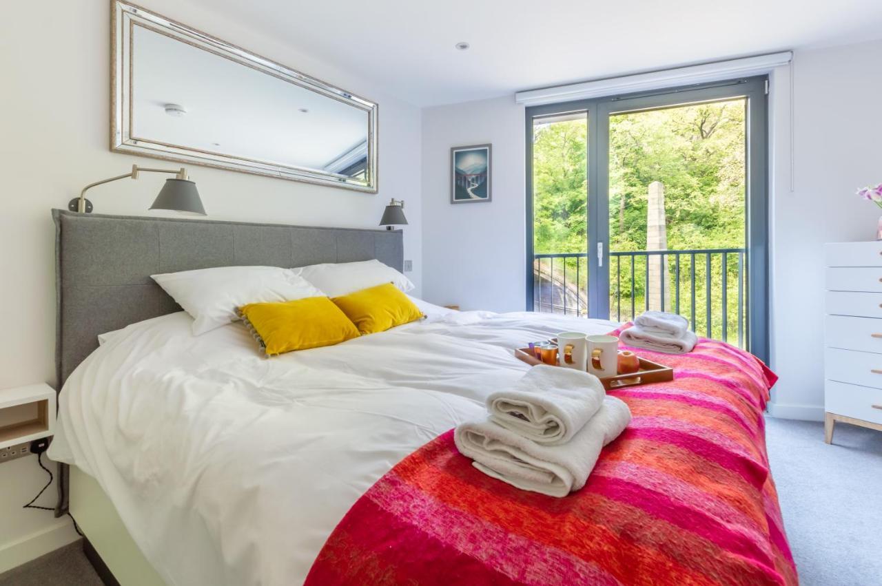 Castle View Luxury 1 Bed Flat * Edinburgh