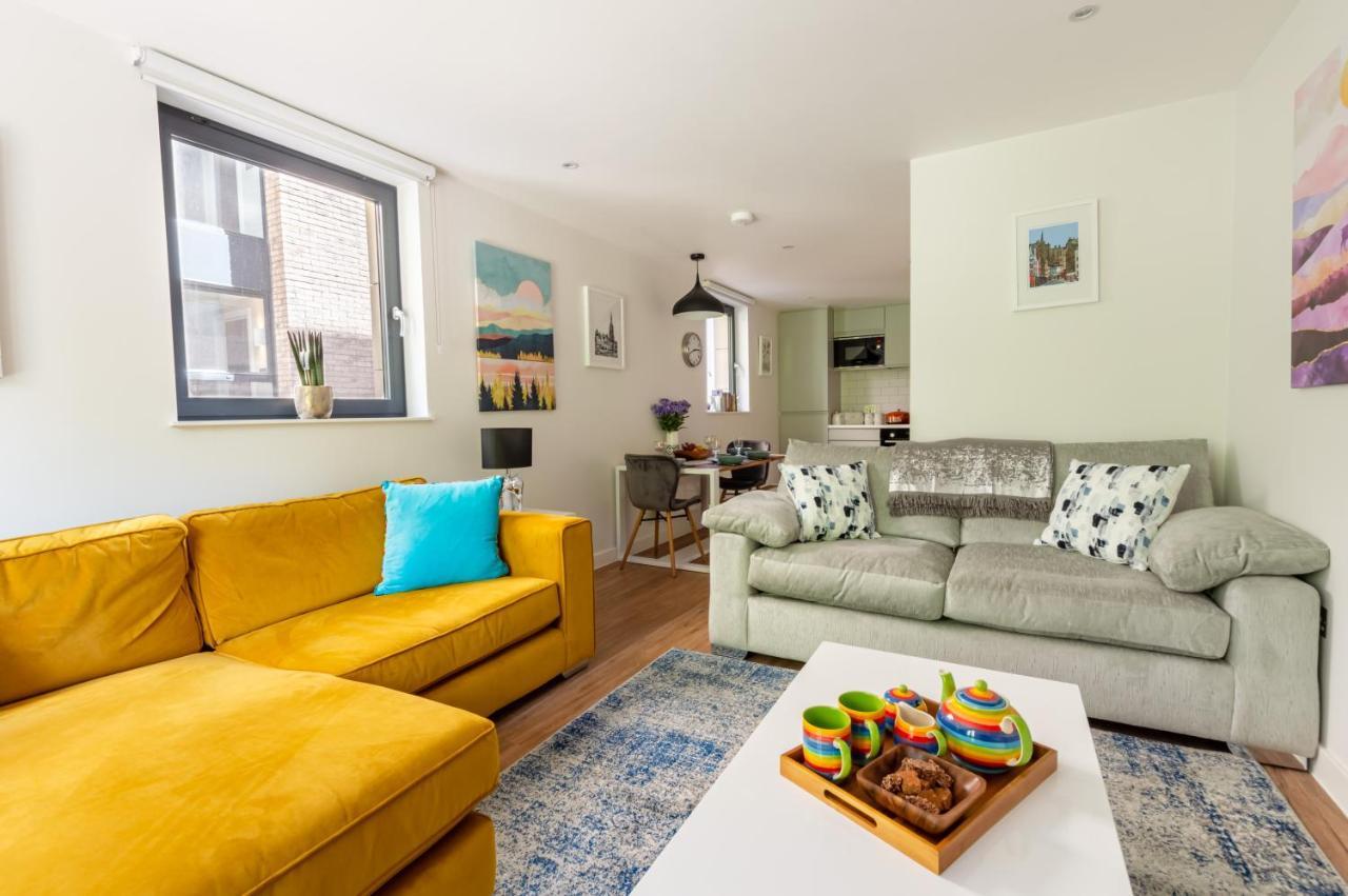 Castle View Luxury 1 Bed Flat Edinburgh