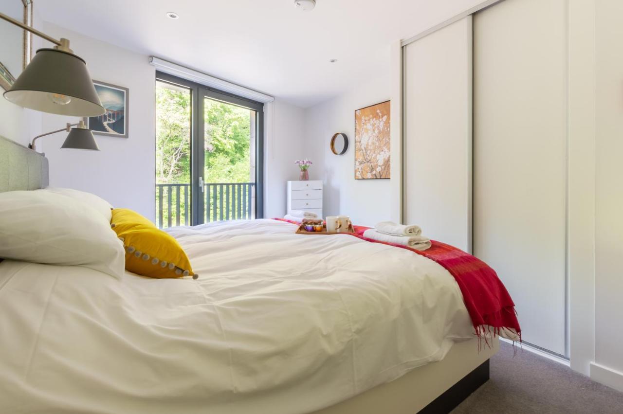 Castle View Luxury 1 Bed Flat * Edinburgh