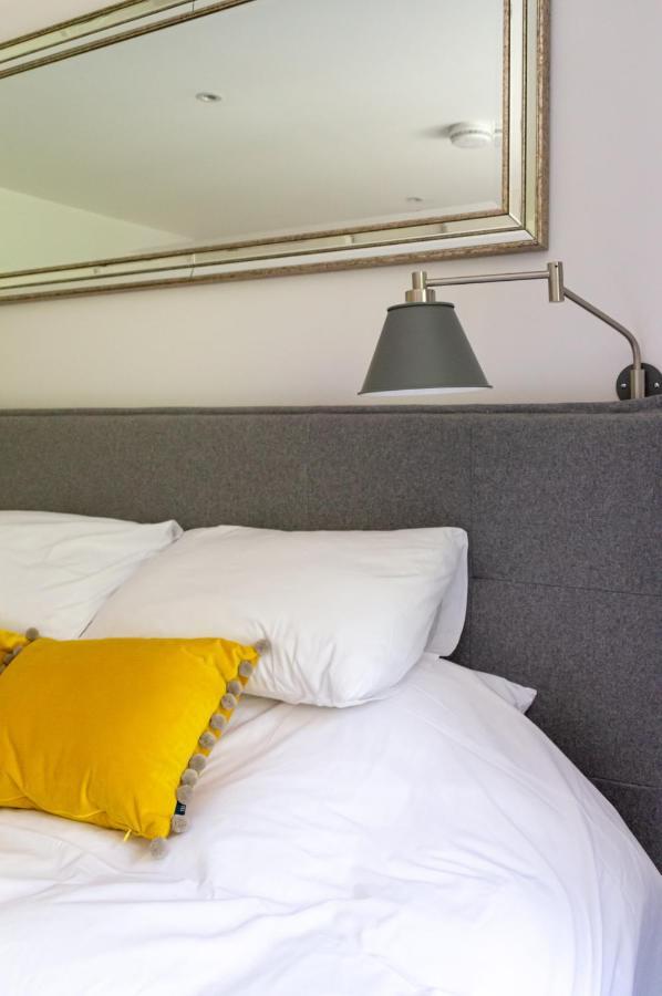 Apartment Castle View Luxury 1 Bed Flat Edinburgh