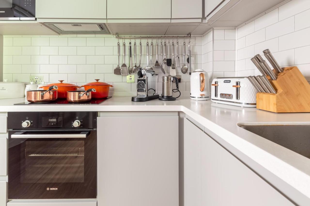 Castle View Luxury 1 Bed Flat * Edinburgh