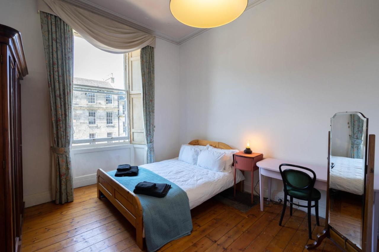 5-bedroom Flat Apartment Edinburgh
