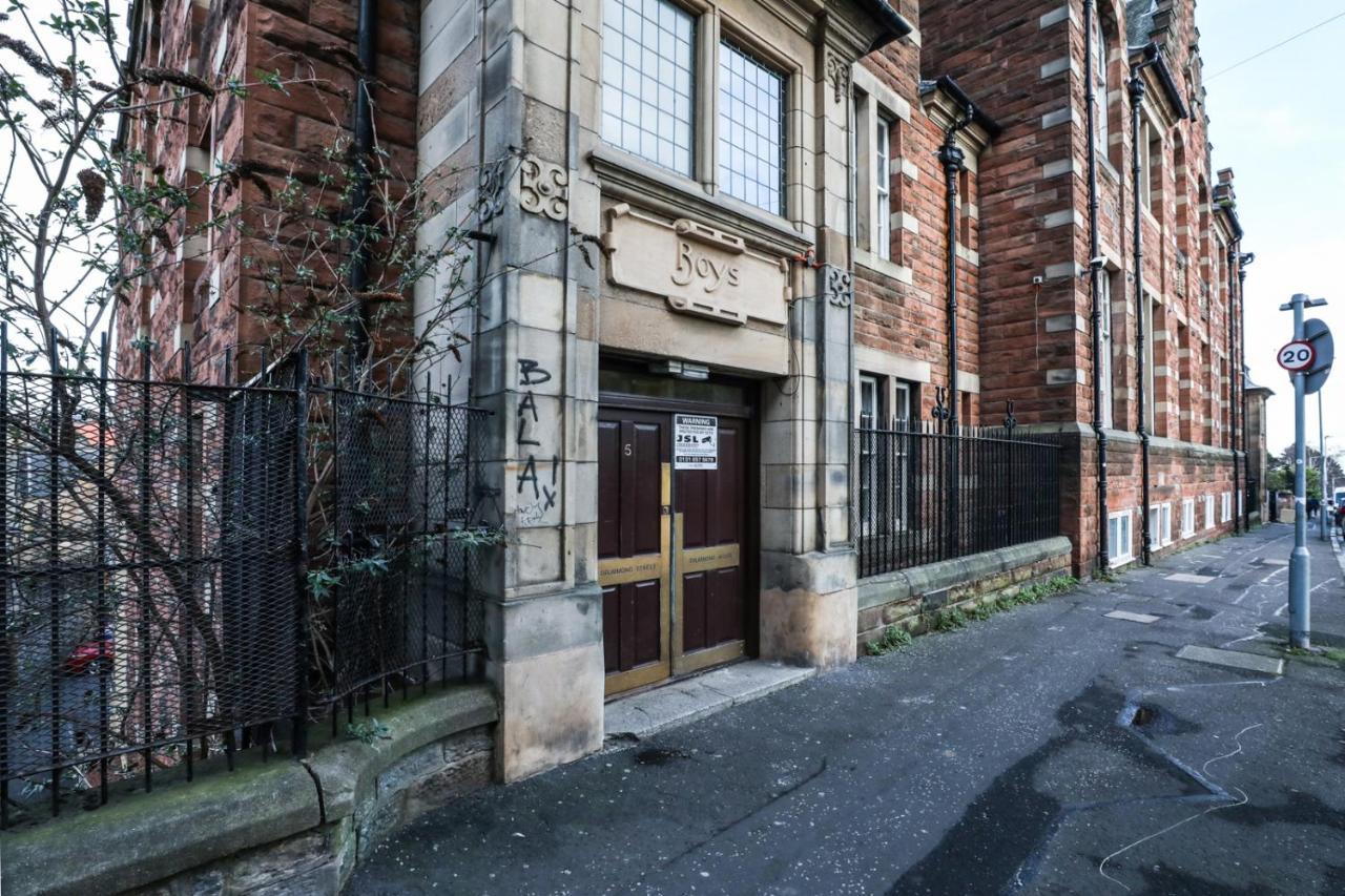 Beautiful 1-bed Near Castle Appartement *