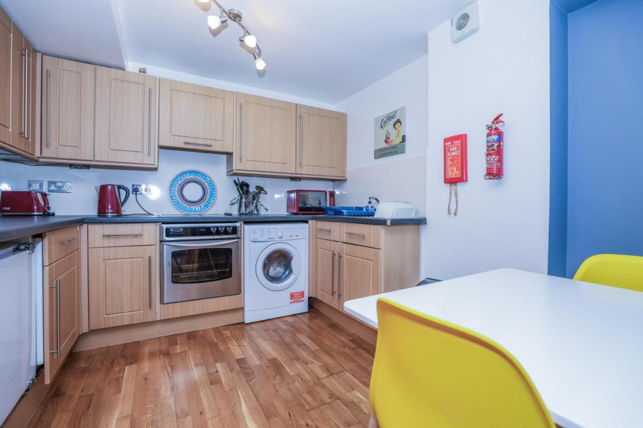 Beautiful 1-bed Near Castle Appartement