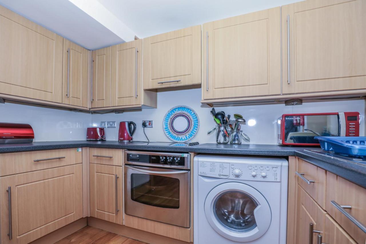Beautiful 1-bed Near Castle Appartement *