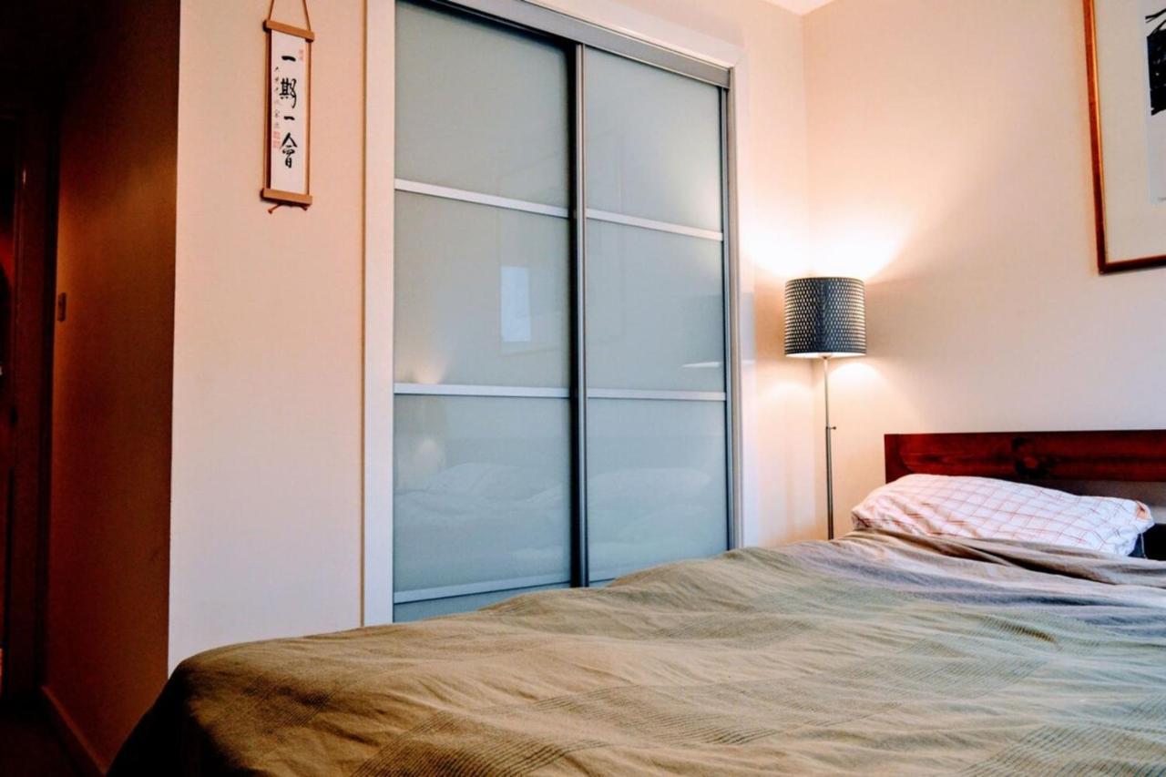 Quirky And Modern Near The Shore * Edinburgh