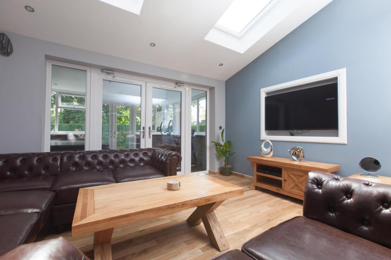 Luxury Arthur Seat Viewtownhouse With A Hot Tub Ferienhaus