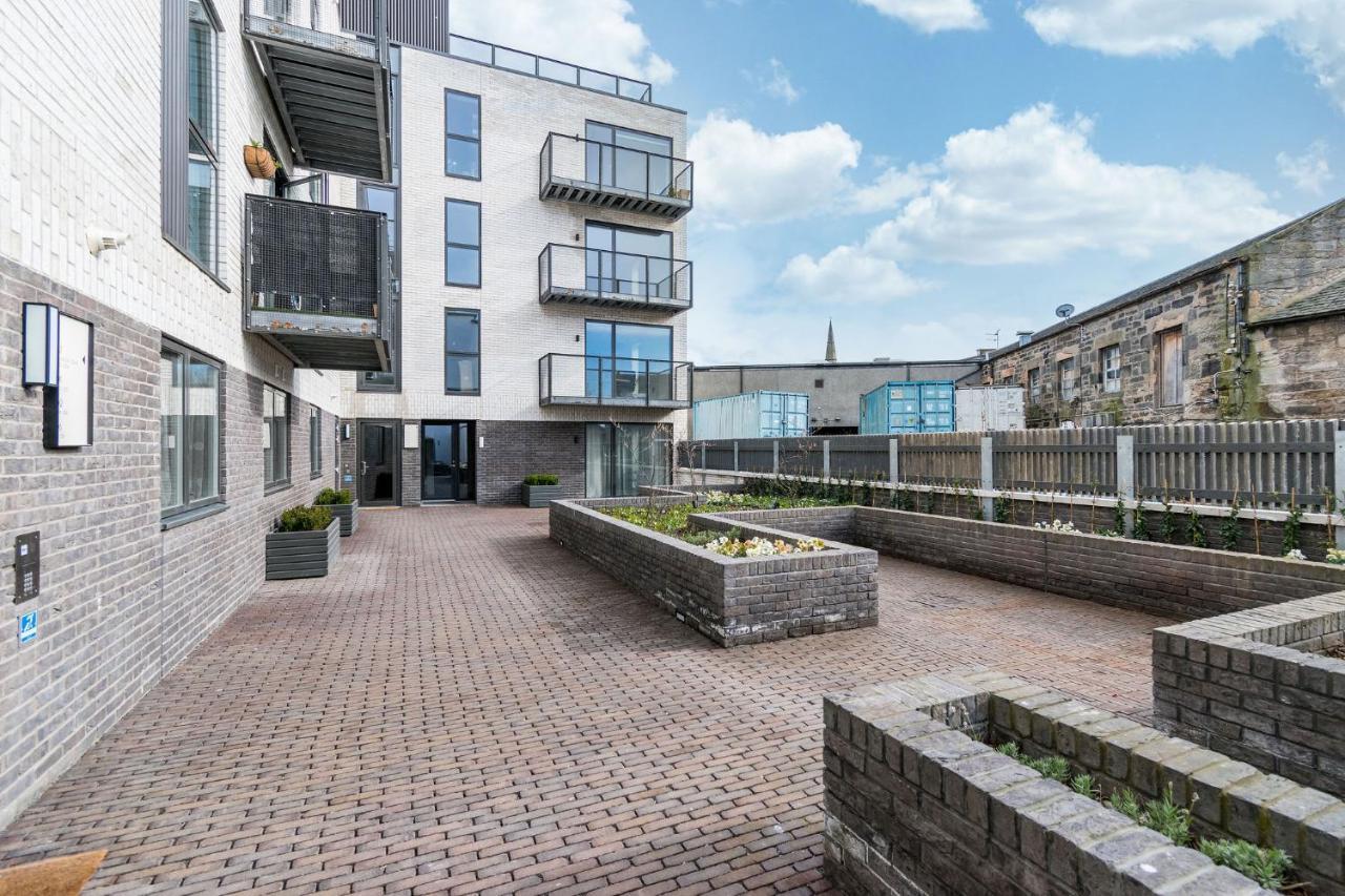 Amazing - Great Junction St - Free Parking Apartment