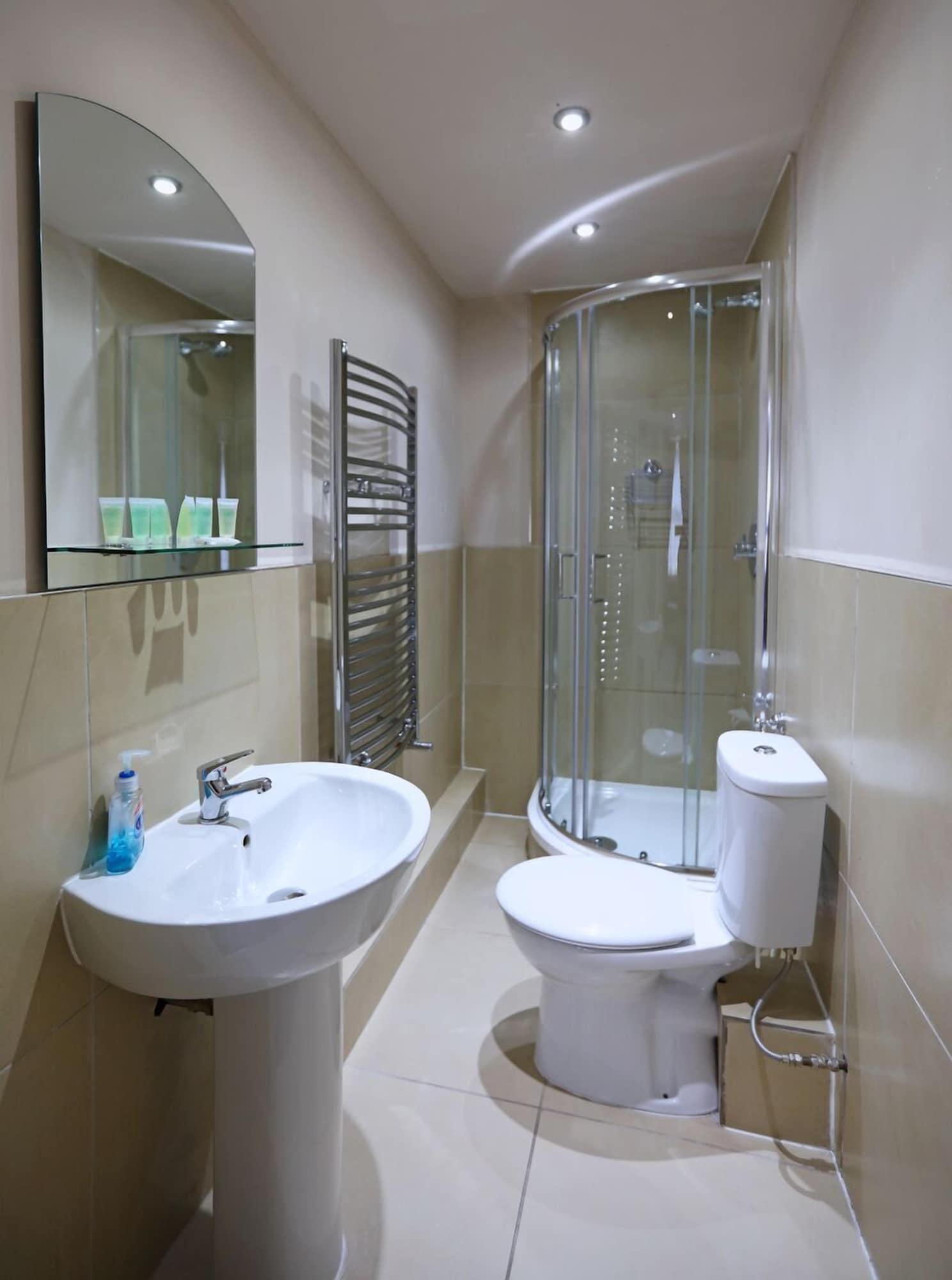 Palmerston Aparthotel