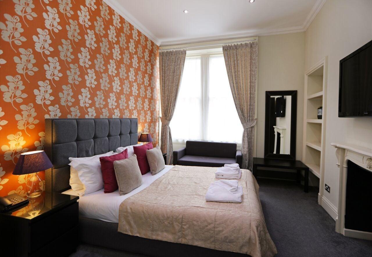 Palmerston Aparthotel 4*