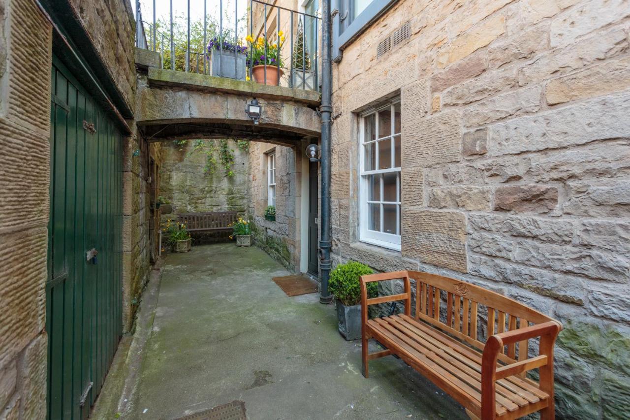 Beautiful Hideout In Center Of Edinburgh