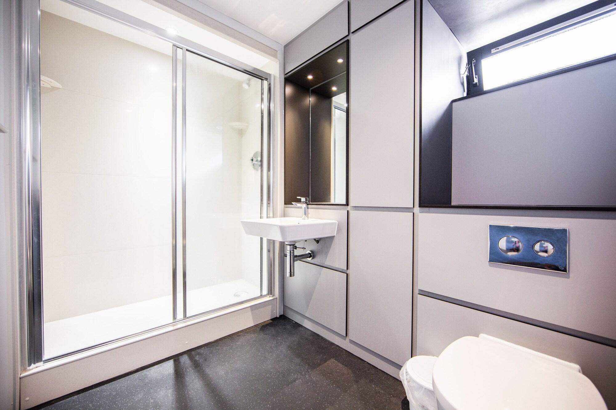 Hotel Euro Halls 2*