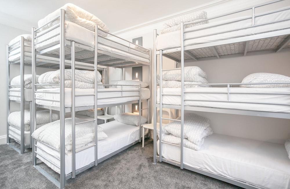 Hostel West End