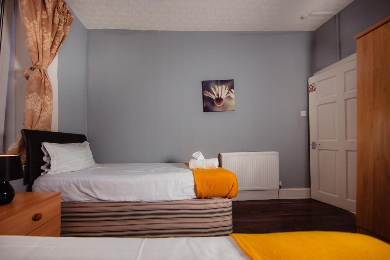 Super Central 4Bedroom Apartment At The Meadows Edinburgh