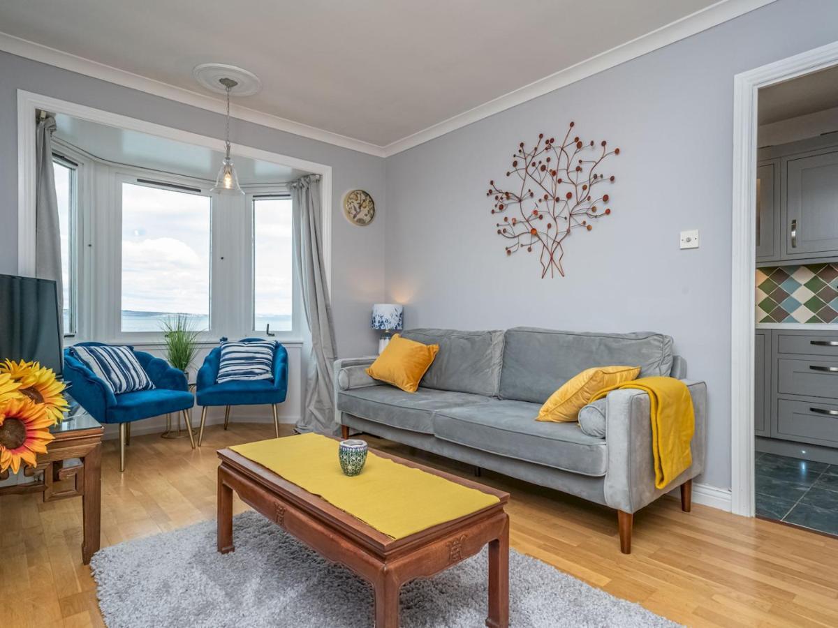 Pass The Keys Stunning Flat With Sea View And Parking Apartment