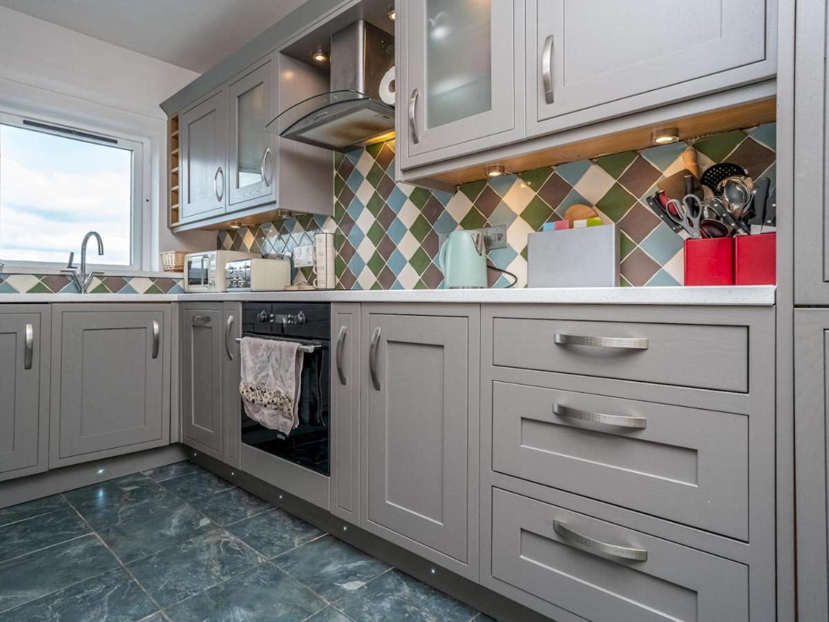 Pass The Keys Stunning Flat With Sea View And Parking Apartment EDI