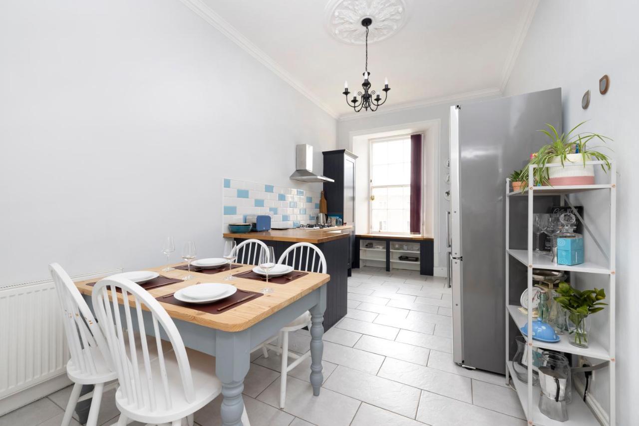 Altido Glamorous 2-bed Flat Near Castle *