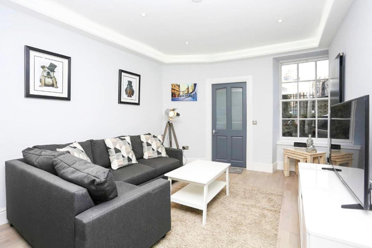 Ultra Modern, Stylish Next To Princes St * Edinburgh