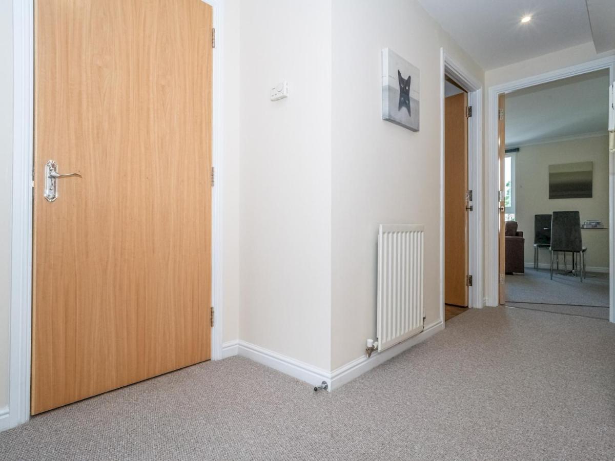 Pass The Keys Modern And Spacious 2 Beds Flat With Free Parking Appartement