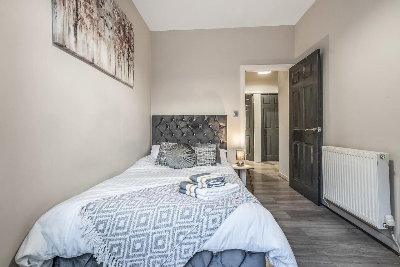 Appartement Private Ground Floor Main Door Entrance - Spacious 2 Bedroom - The Shore, Leith EDI