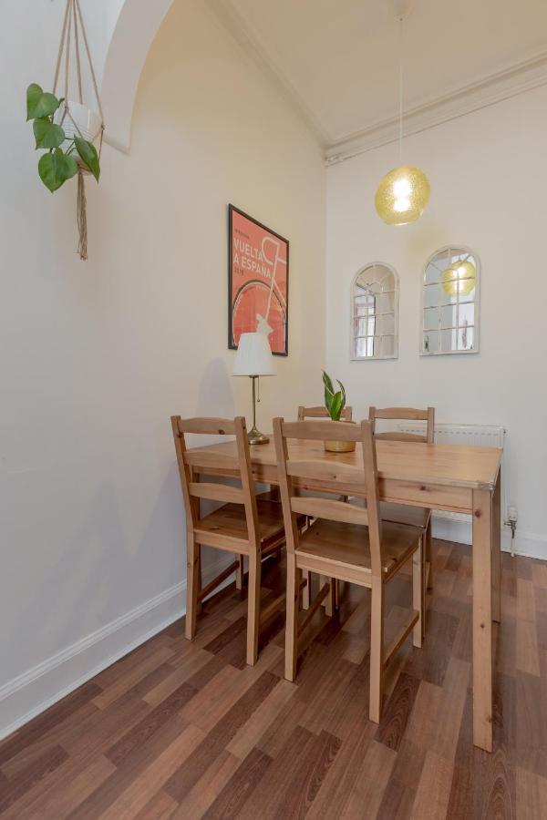 Stylish Flat In With Private Garden Apartment Edinburgh