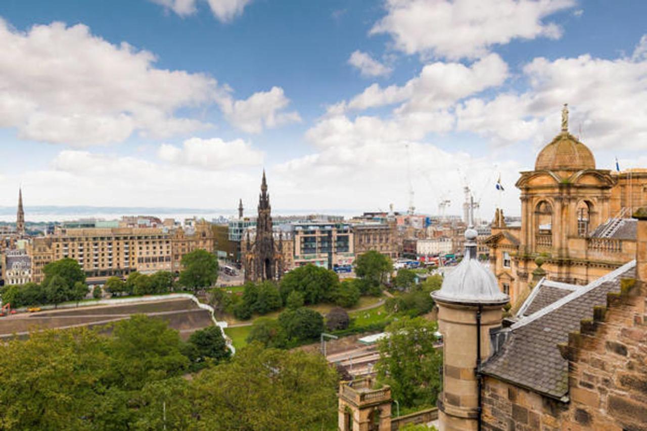 Sumptuous 2br Next To Castle!