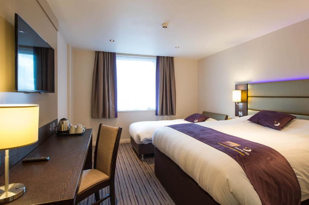 Premier A1 - Newcraighall Hotel