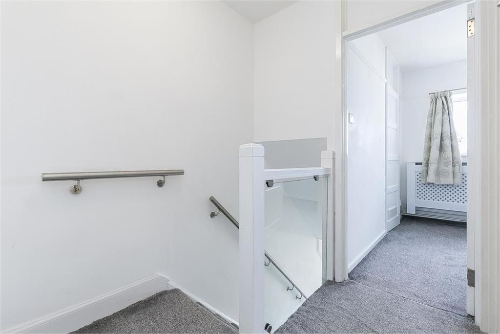 Dreghorn House - 10 Beds 2,5 Ba - Private Parking - Free Wifi Ferienhaus EDI