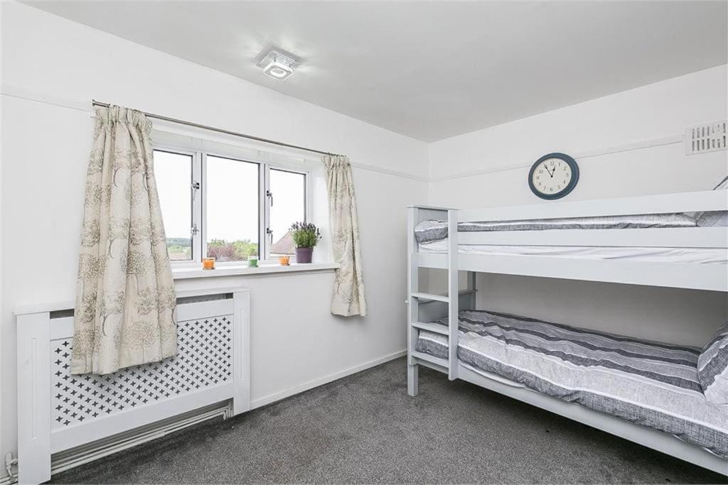 Ferienhaus Dreghorn House - 10 Beds 2,5 Ba - Private Parking - Free Wifi *