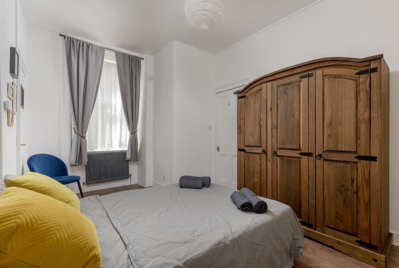 Stylish Flat In With Private Garden Apartment Edinburgh