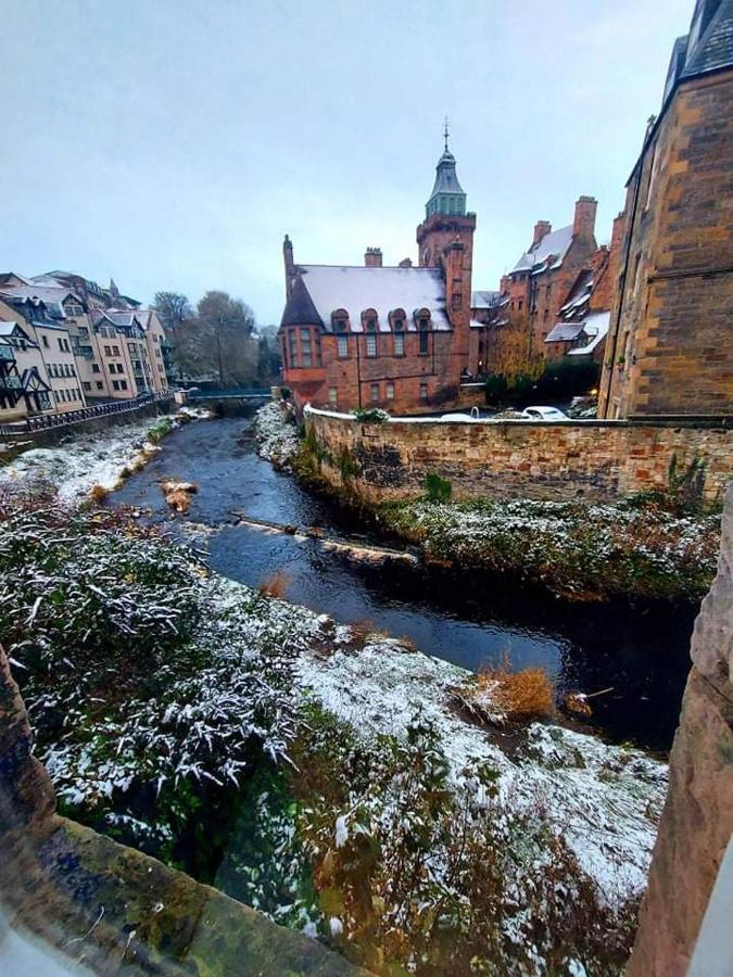 Bed & Breakfast Edinburgh's Dean Village River View Retreat *