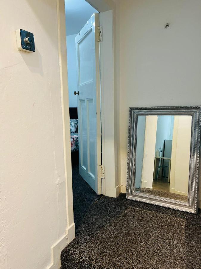 Historic Royal Mile Flat , 5min From Waverly Railway Station *