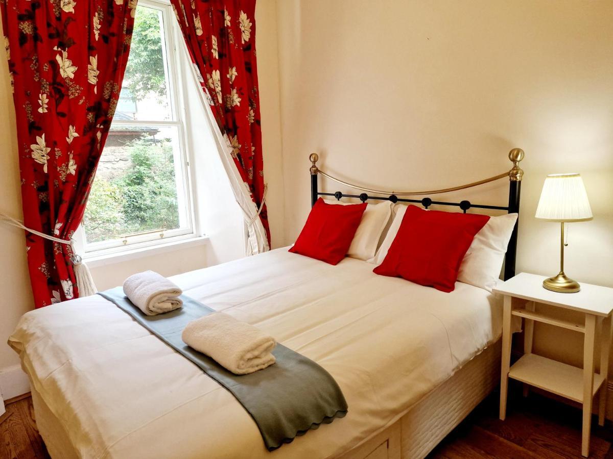 Georgian 2 Bedroom *