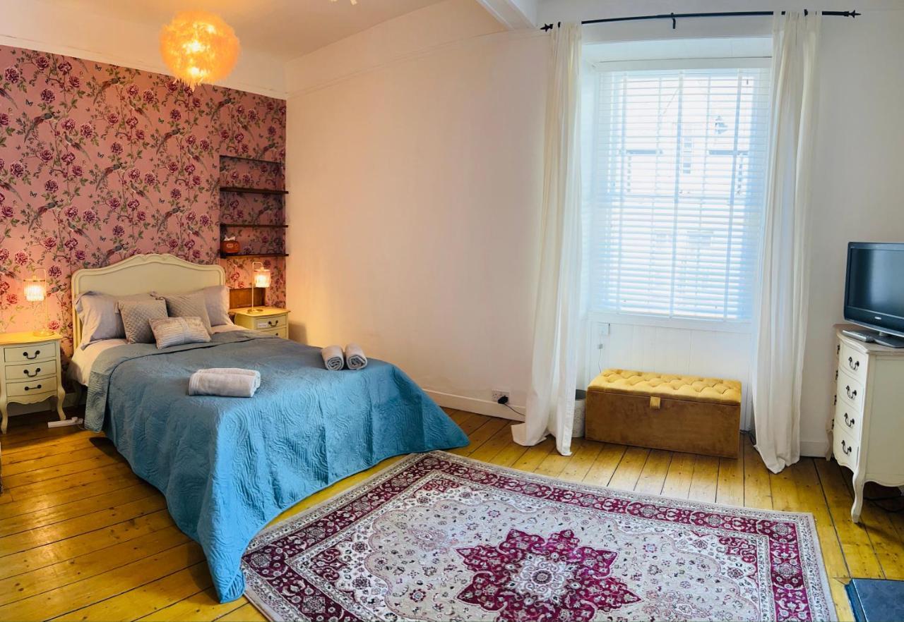 Apartment Old Town Centre 5 Mins To Castle EDI