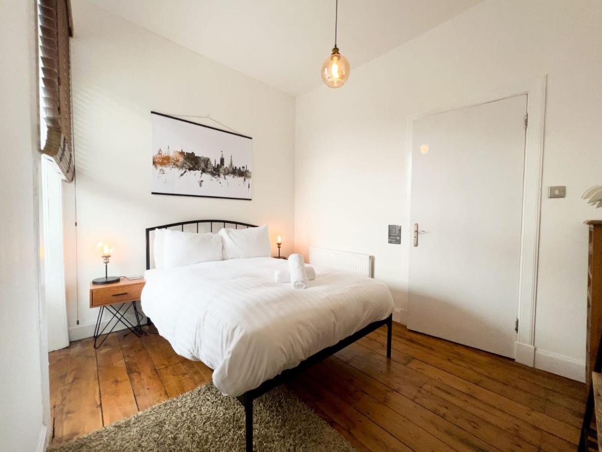 Bohemian 1br Flat In Abbeyhill Apartment Edinburgh