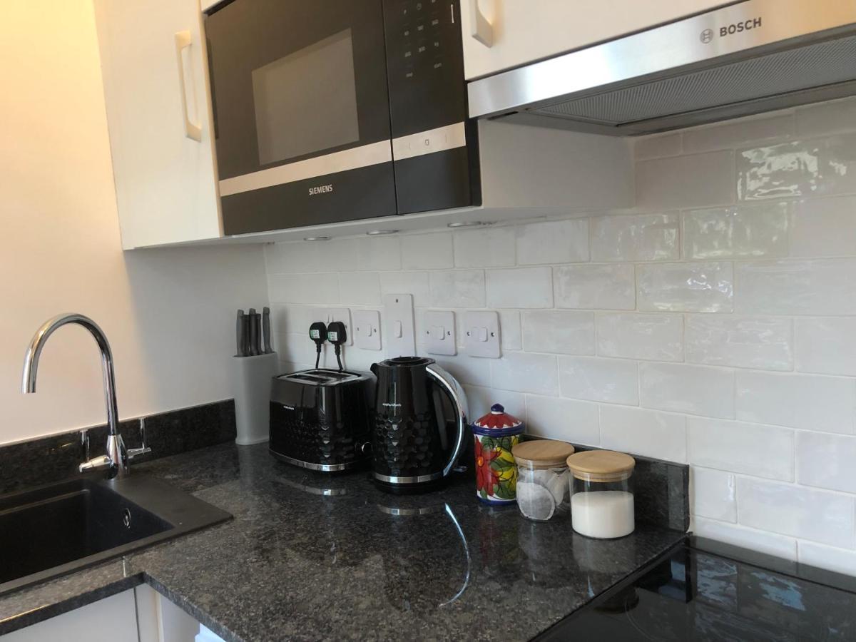 Cosy One Bedroom Flat In Center Apartment