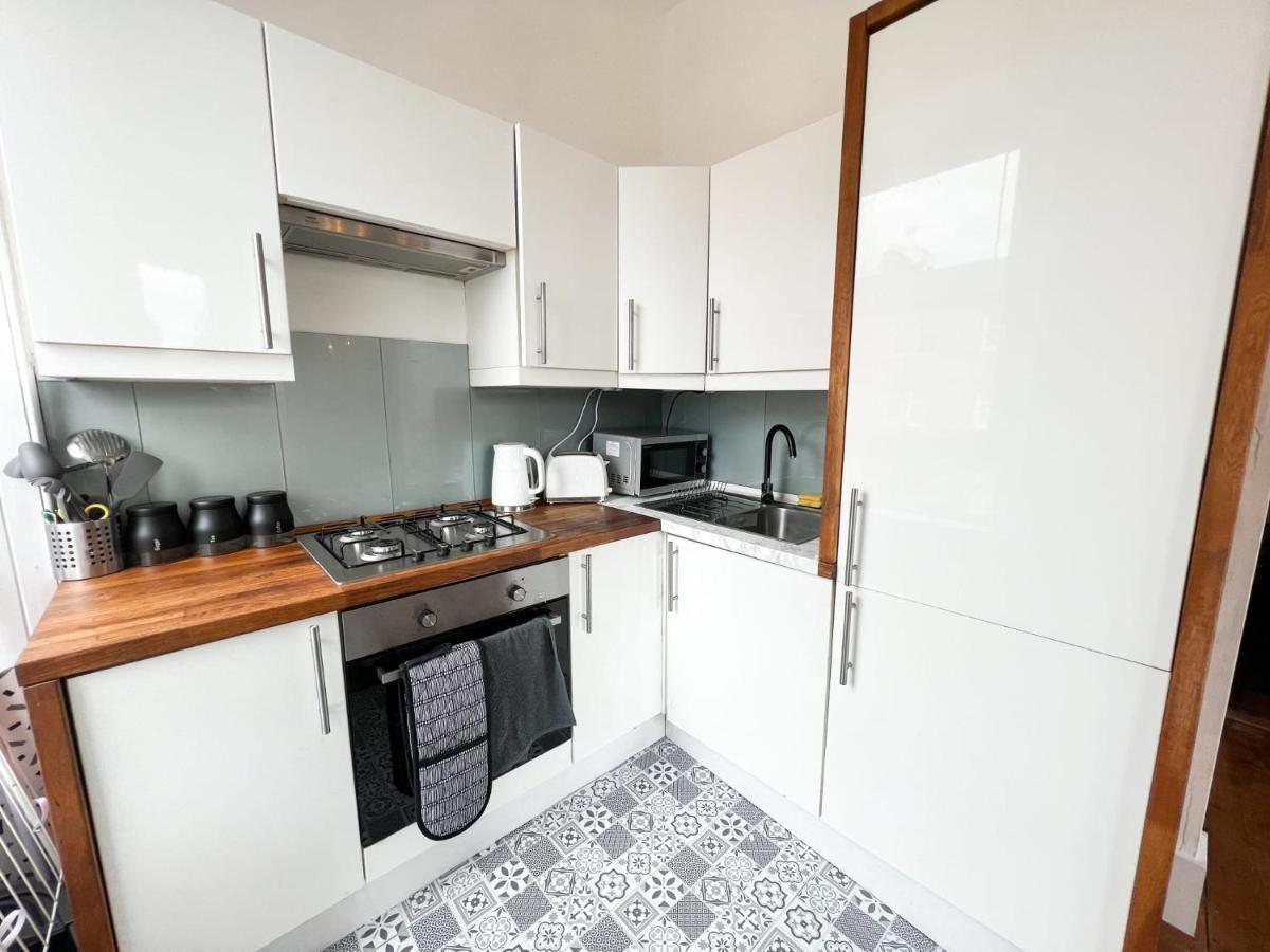 Apartment Bohemian 1br Flat In Abbeyhill
